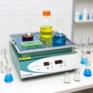 Ratek OM6 Digital Orbital Shaker-Medium sitting on Laboratory Bench Front Angled Right View